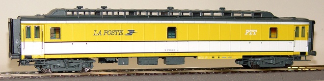 Mail car type OCEM PTT PAz Y24<br /><a href='images/pictures/LS_Models/40414.jpg' target='_blank'>Full size image</a>